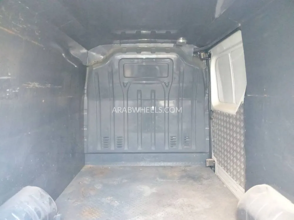 Renault Master 2021 for Sale in Ajman Image-5