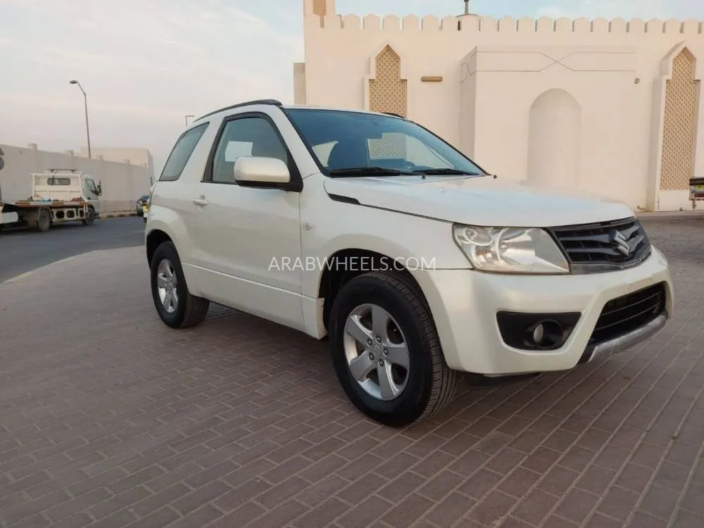Suzuki Grand Vitara 2014 for Sale in Sharjah Image-3