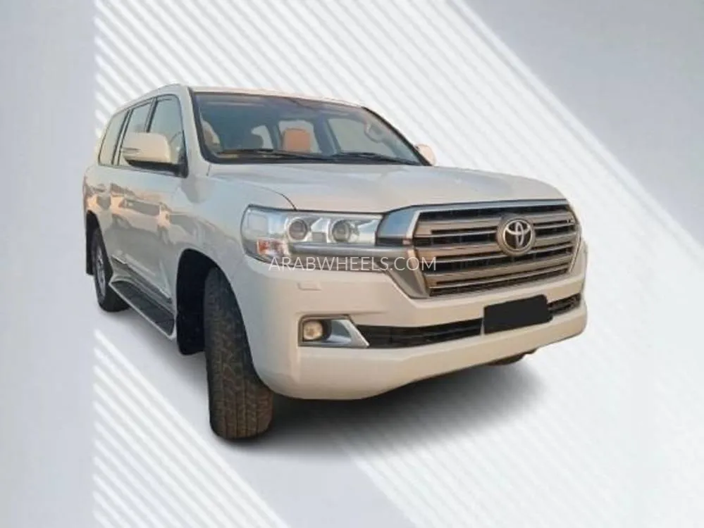 Toyota Land Cruiser 2018 for Sale in Ajman Image-2