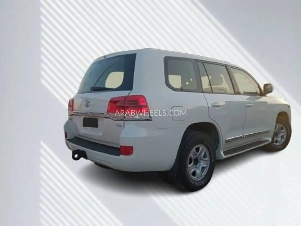 Toyota Land Cruiser 2018 for Sale in Ajman Image-11