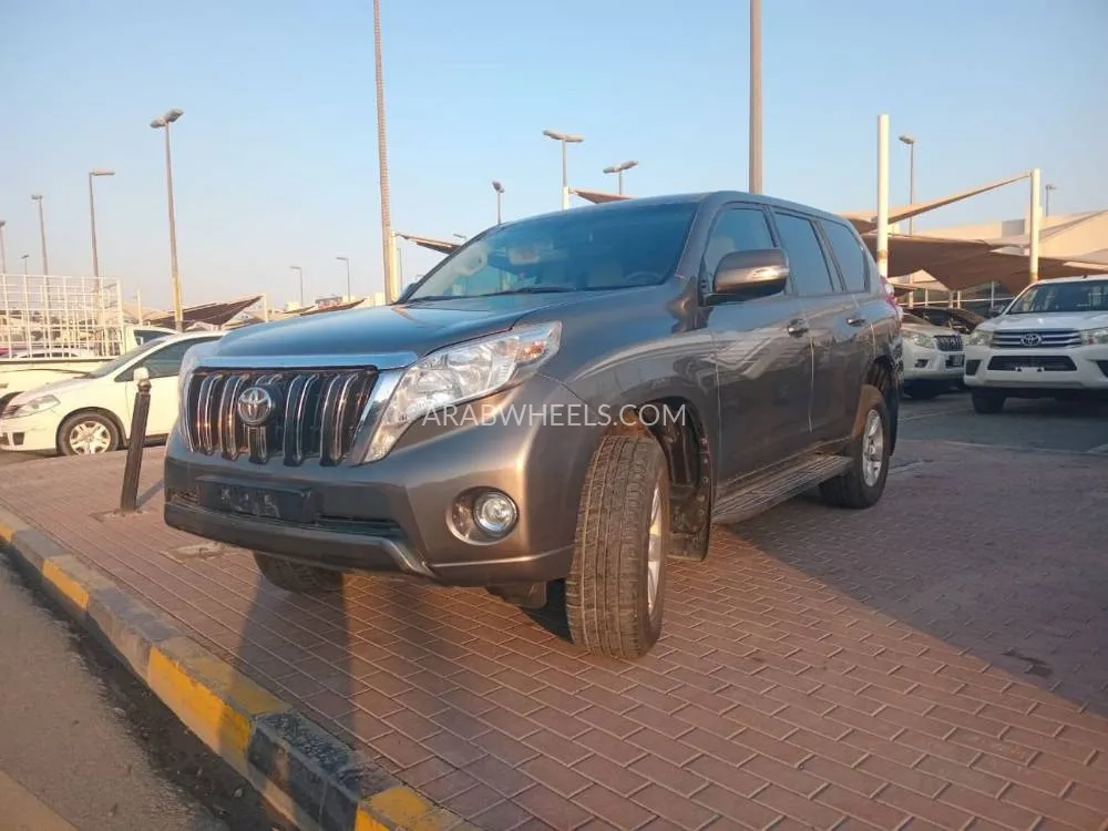 Toyota Land Cruiser Prado 2015 for Sale in Ajman Image-2