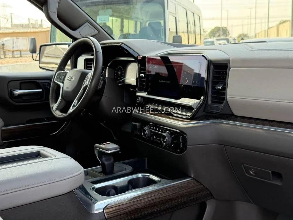 شيفروليه سيلفرادو 2022 for Sale in دبي Image-10