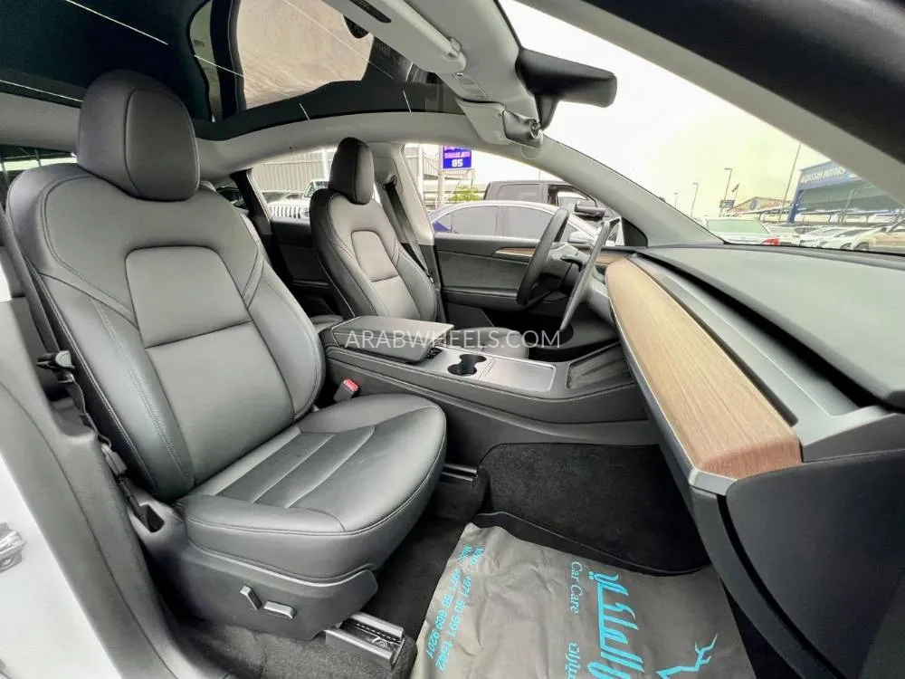 Tesla Model Y 2023 for Sale in Ajman Image-20