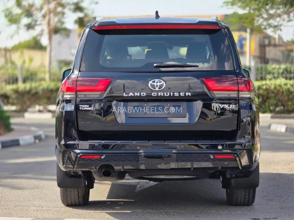 Toyota Land Cruiser 2025 for Sale in Dubai Image-5