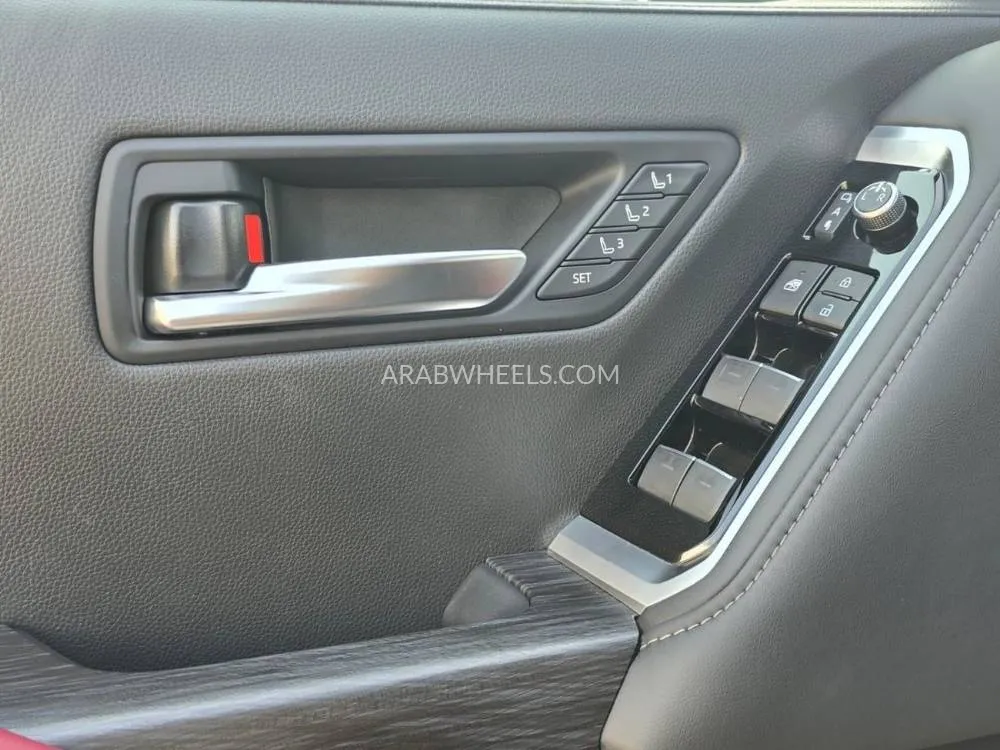 Toyota Land Cruiser 2025 for Sale in Dubai Image-22