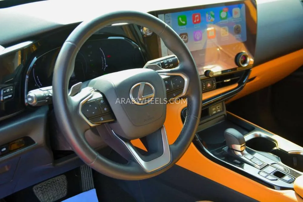 لكزس NX 2024 for Sale in الشارقة Image-12