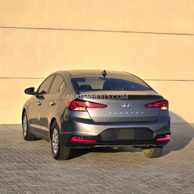 Hyundai Elantra 2020 for Sale in Sharjah Image-6
