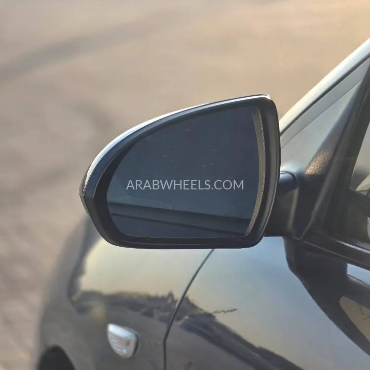 Hyundai Elantra 2020 for Sale in Sharjah Image-7