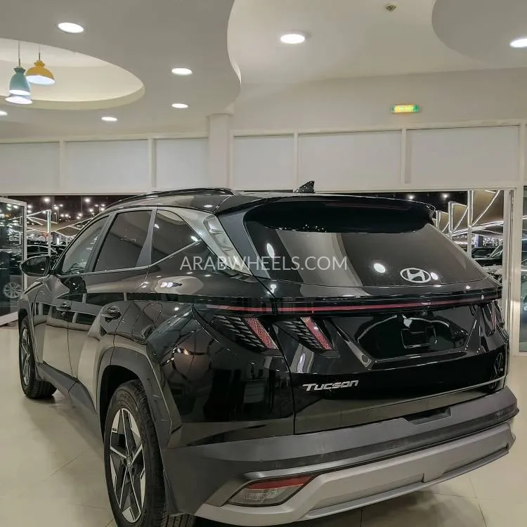 Hyundai Tucson 2024 for Sale in Sharjah Image-3