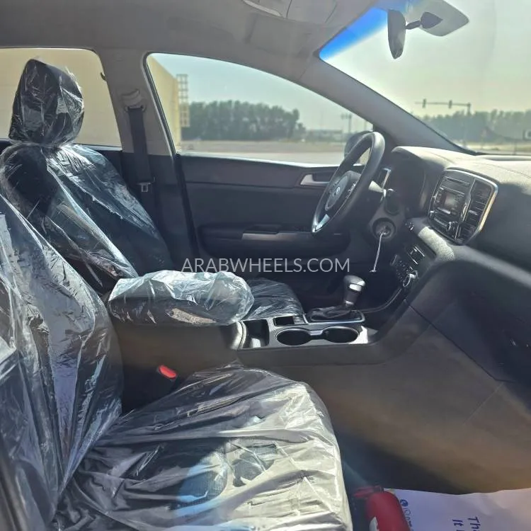 Kia Sportage 2016 for Sale in Sharjah Image-20
