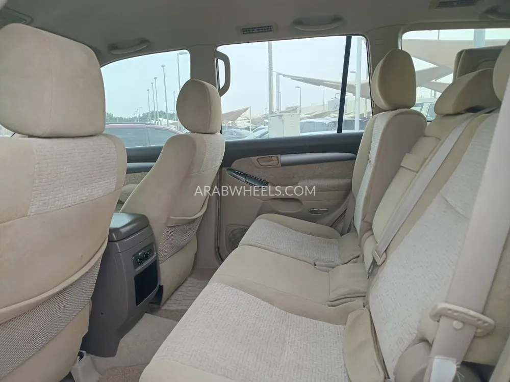 تويوتا لاند كروزر برادو 2007 for Sale in الشارقة Image-7