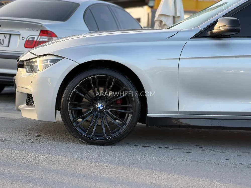 بي إم دبليو الفئة الثالثة 2017 for Sale in الفجيرة Image-6