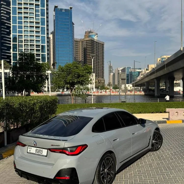 بي إم دبليو الفئة الرابعة 2023 for Sale in دبي Image-6