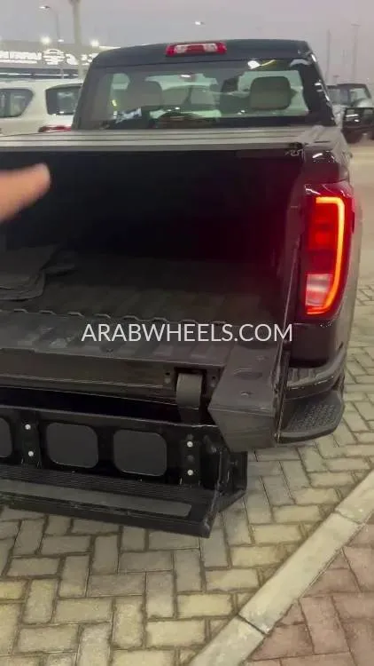 GMC Sierra 2023 for Sale in Abu Dhabi Image-20
