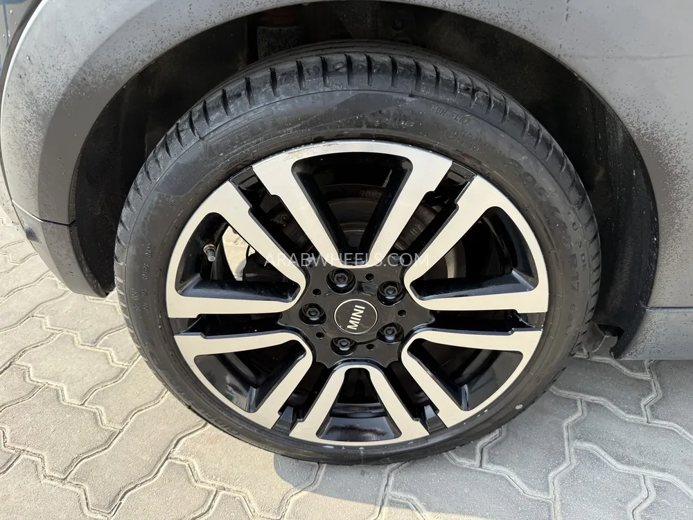 Mini Cooper 2020 for Sale in Dubai Image-8