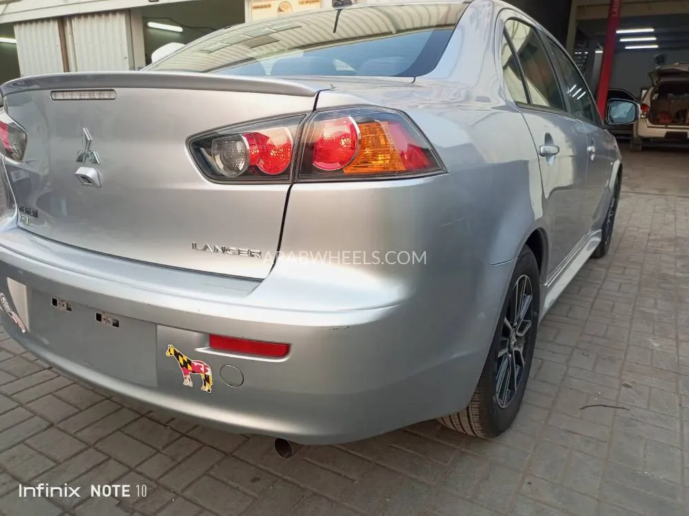 Mitsubishi Lancer 2015 for Sale in Dubai Image-3