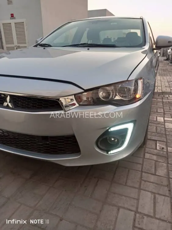 Mitsubishi Lancer 2015 for Sale in Dubai Image-4