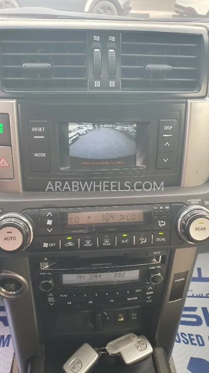 Toyota Land Cruiser Prado 2012 for Sale in Sharjah Image-2