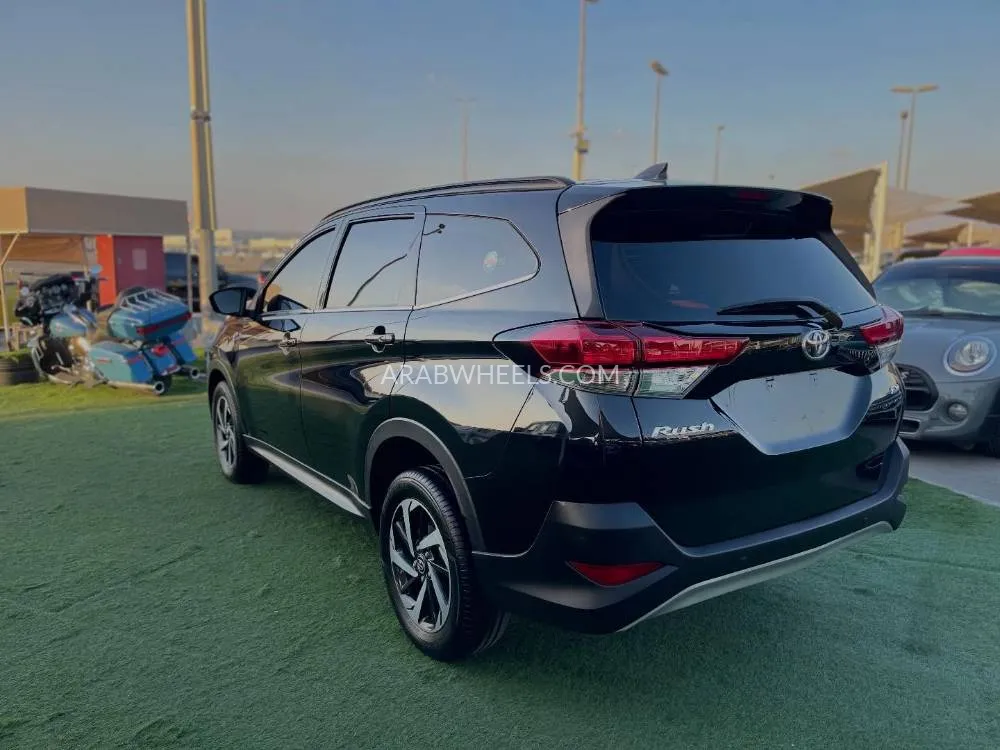 Toyota Rush 2023 for Sale in Sharjah Image-10