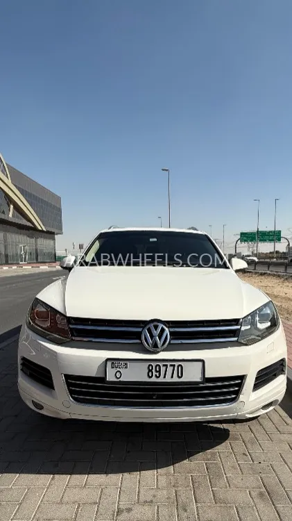 Volkswagen Touareg 2012 for Sale in Dubai Image-11