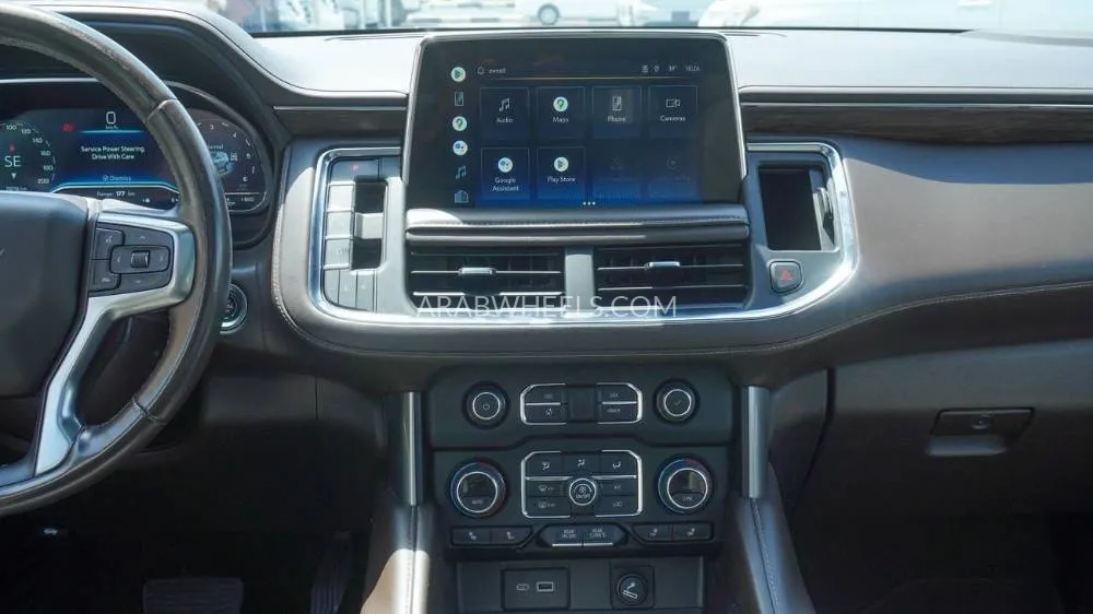 Chevrolet Tahoe 2022 for Sale in Sharjah Image-13