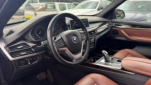 BMW iX5 2015