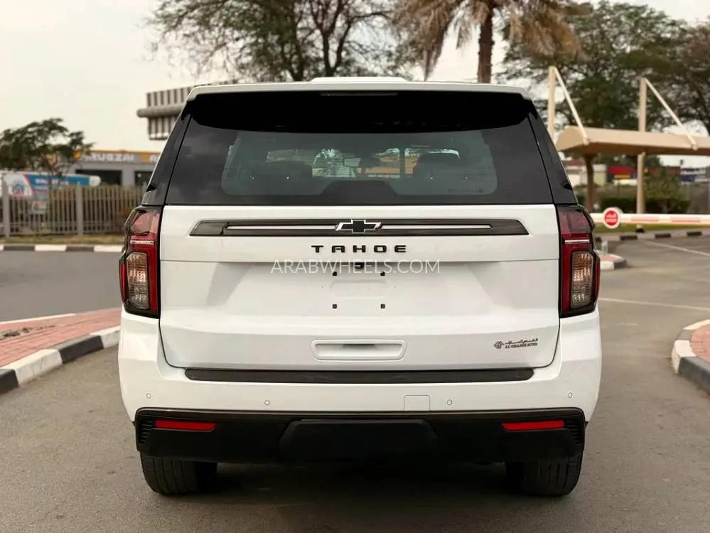 Chevrolet Tahoe 2021 for Sale in Dubai Image-11