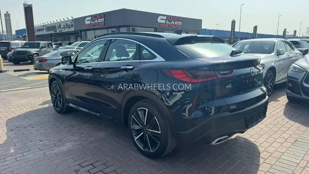 Infiniti QX55 2022 for Sale in Dubai Image-3