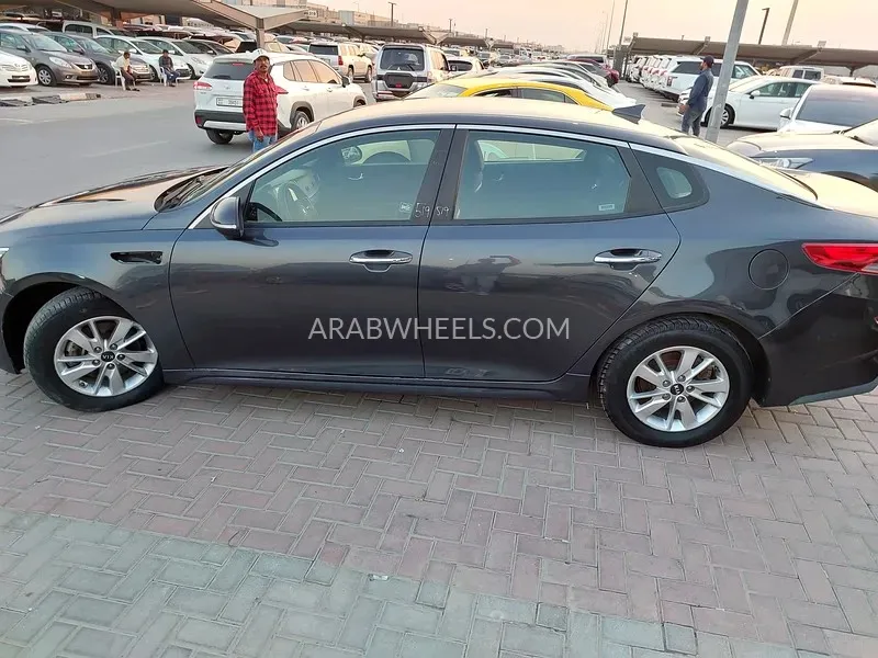 Kia Optima 2018 for Sale in Sharjah Image-2
