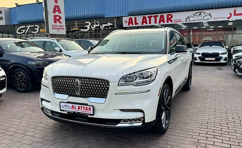 Lincoln Aviator 2023 for Sale in Dubai Image-3