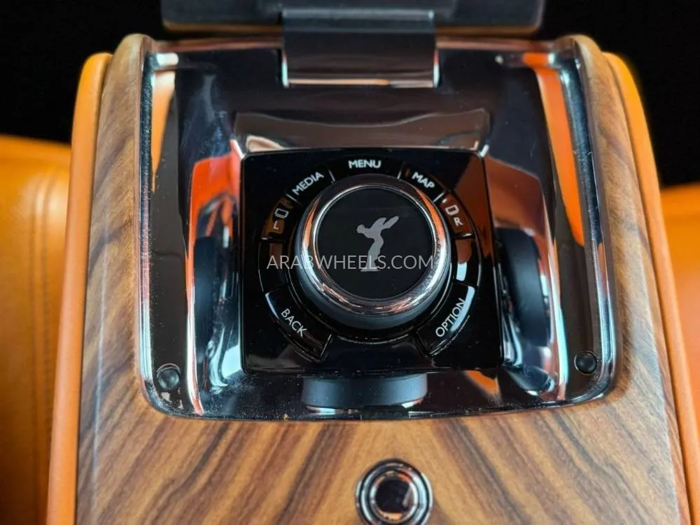 Rolls Royce Cullinan 2019 for Sale in Dubai Image-19