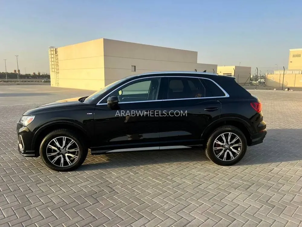 أودي Q3 2023 for Sale in الشارقة Image-17