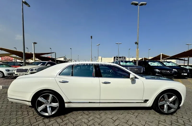 Bentley Mulsanne 2013 for Sale in Sharjah Image-13