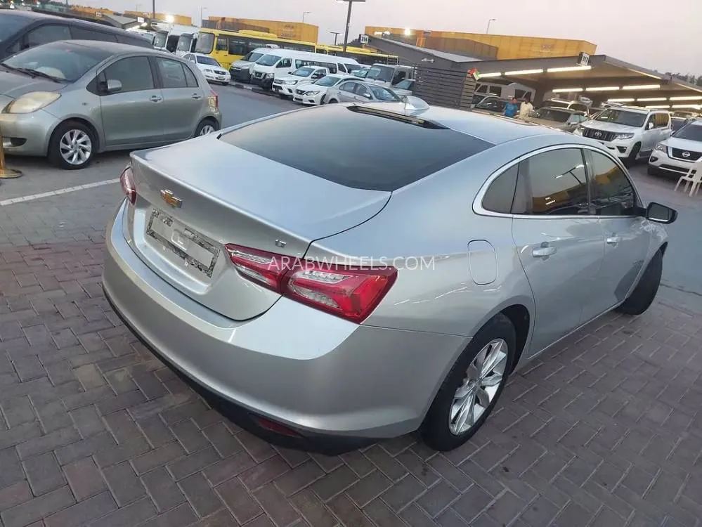 شيفروليه ماليبو 2019 for Sale in الشارقة Image-11