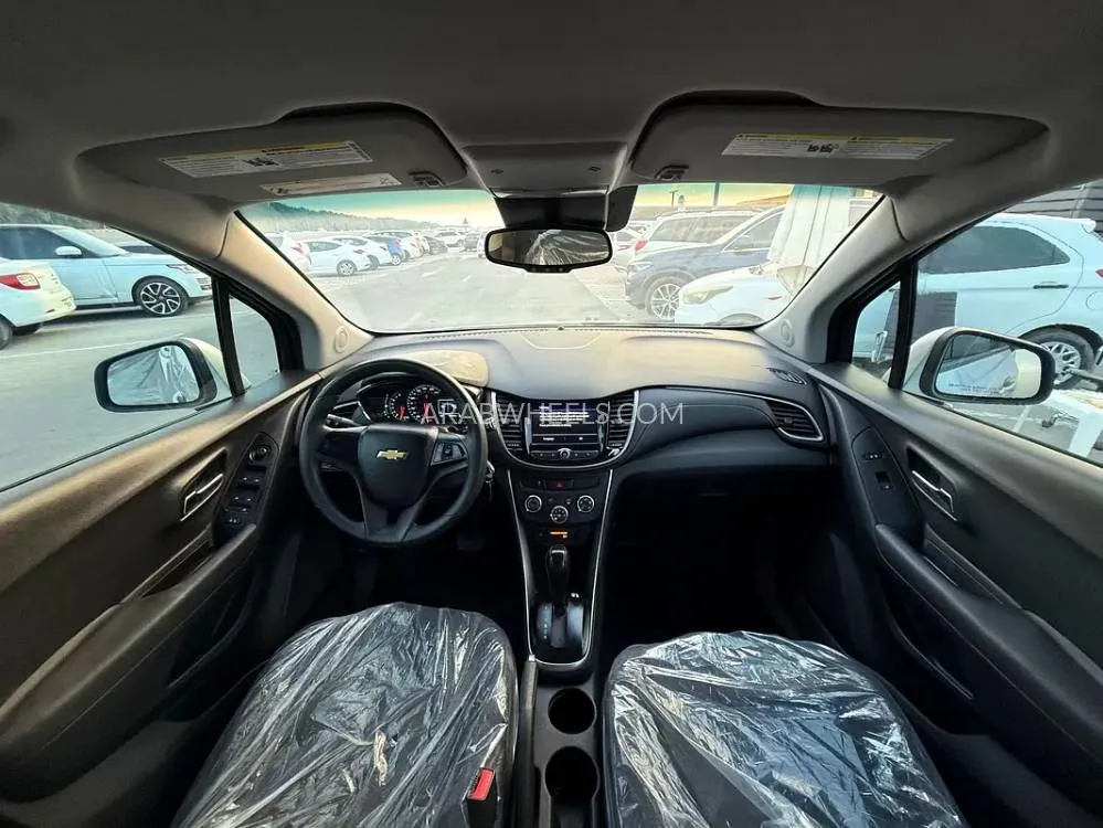 Chevrolet Trax 2020 for Sale in Dubai Image-9