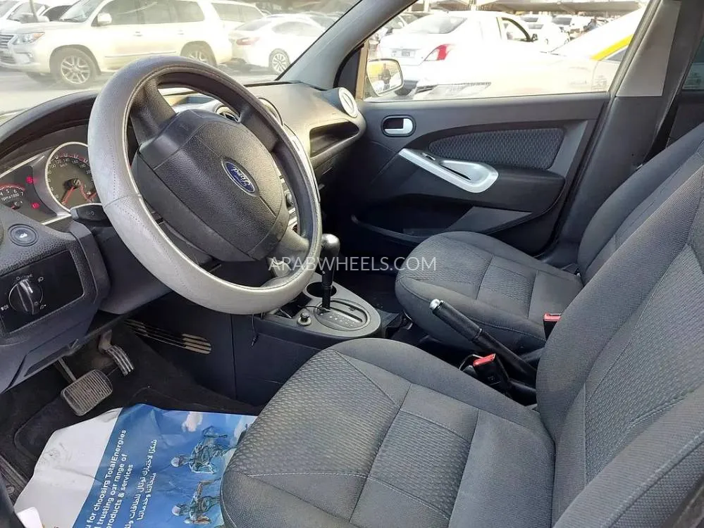 Ford Figo 2014 for Sale in Sharjah Image-2