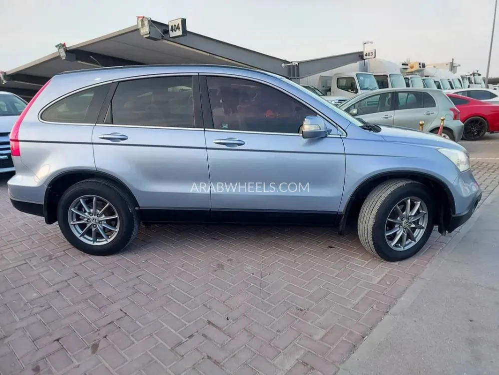 Honda CR-V 2008 for Sale in Sharjah Image-2