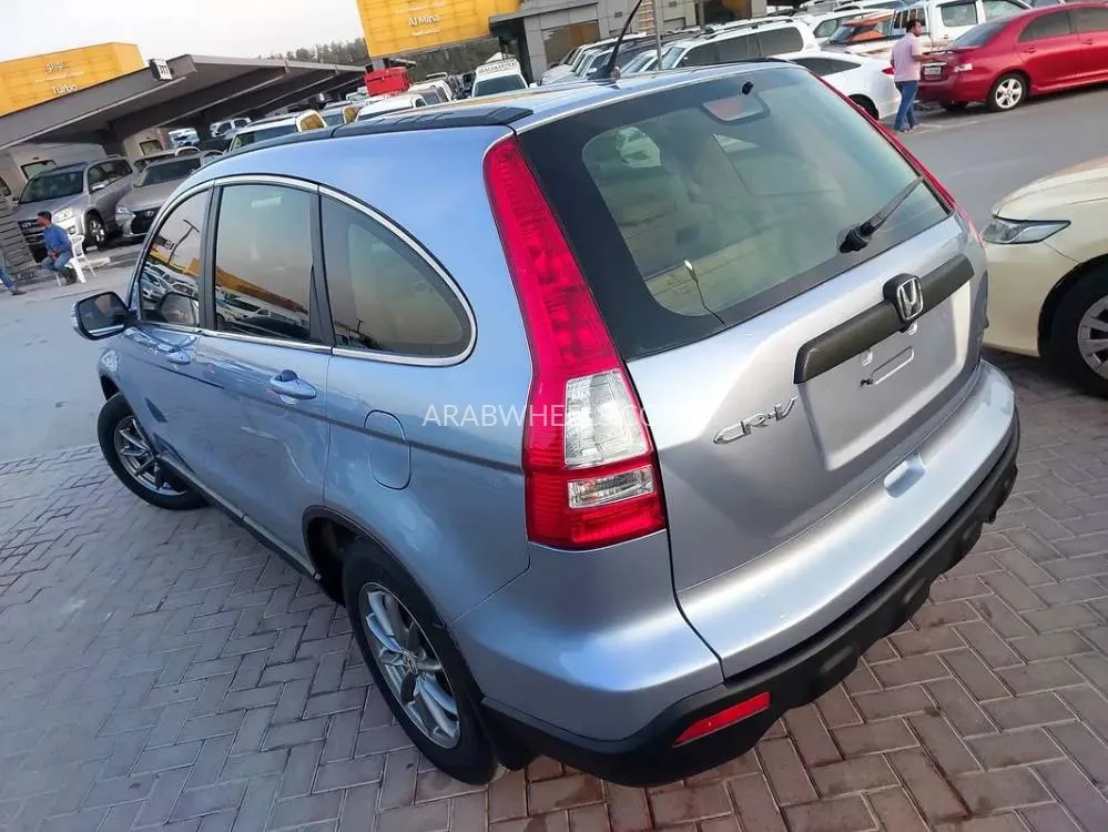 Honda CR-V 2008 for Sale in Sharjah Image-12