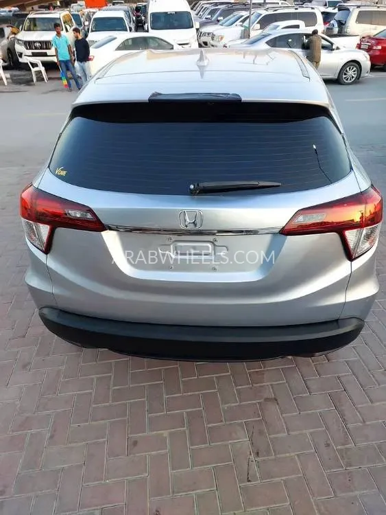 Honda HR-V 2022 for Sale in Sharjah Image-17