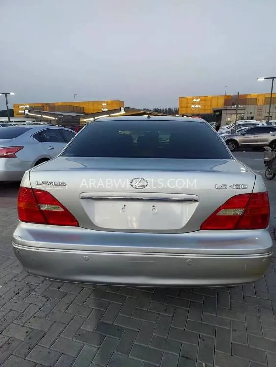 Lexus LS 2003 for Sale in Sharjah Image-5