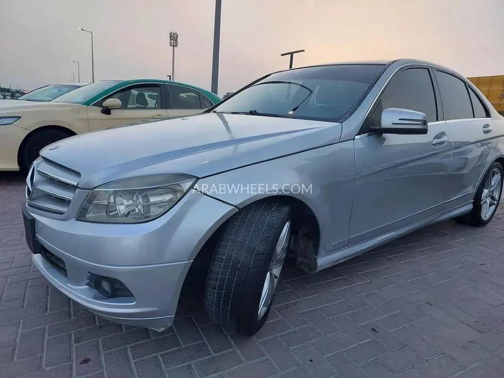 مرسيدس بنز كلاس C 2011 for Sale in الشارقة Image-9