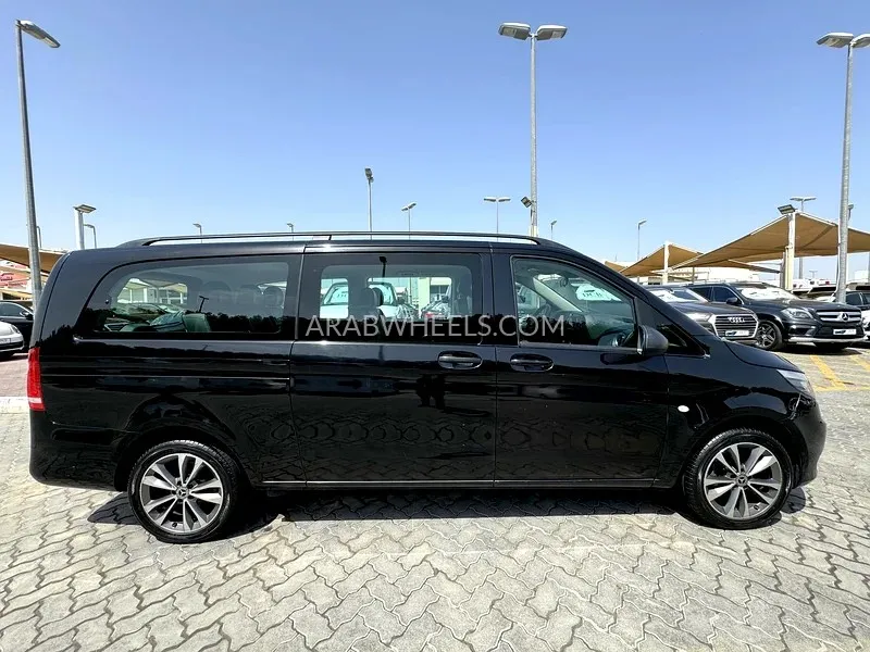 Mercedes Benz Vito 2021 for Sale in Sharjah Image-17