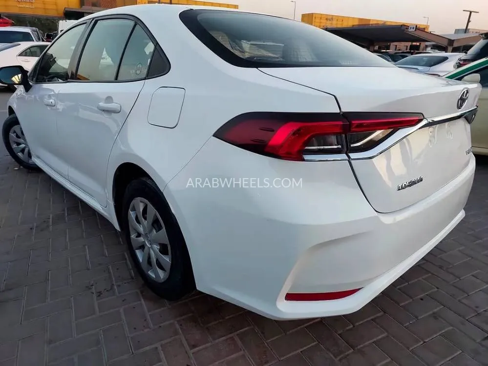 Toyota Corolla 2022 for Sale in Sharjah Image-3