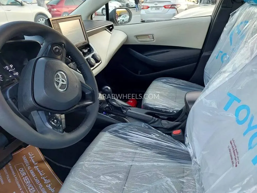 Toyota Corolla 2022 for Sale in Sharjah Image-4