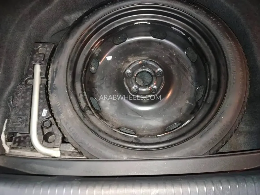 Volkswagen Golf GTI 2018 for Sale in Dubai Image-11