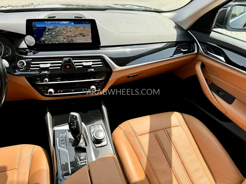 BMW 5 series 2022 for Sale in Sharjah Image-3