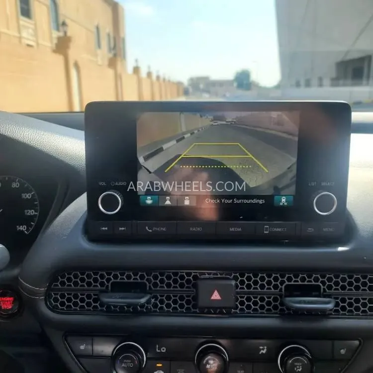 Honda HR-V 2023 for Sale in Sharjah Image-3