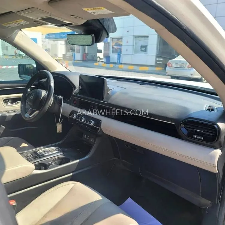 Honda Pilot 2023 for Sale in Sharjah Image-10
