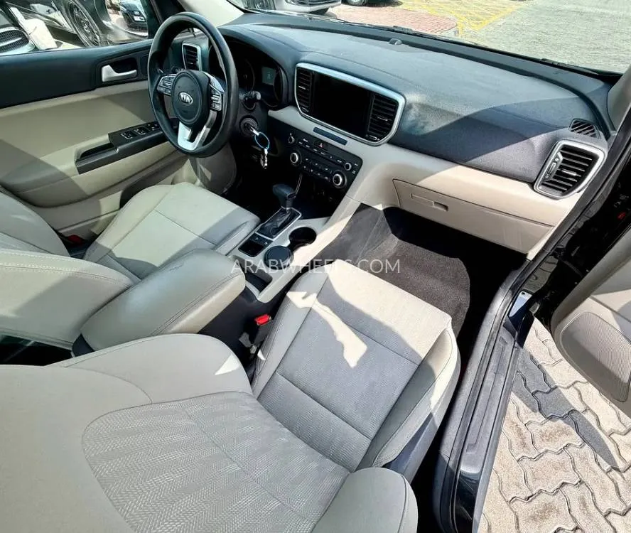 Kia Sportage 2022 for Sale in Sharjah Image-15
