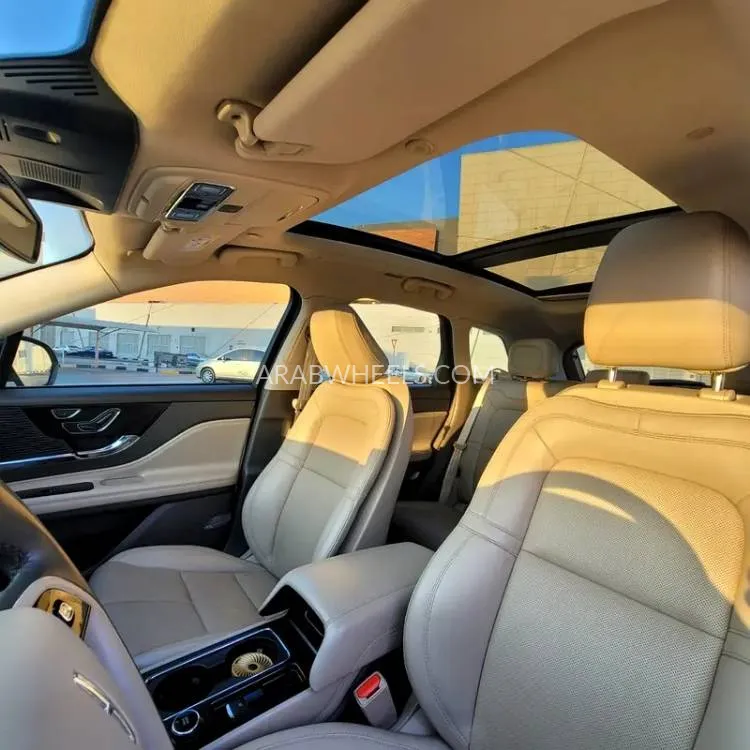 Lincoln Corsair 2022 for Sale in Sharjah Image-15